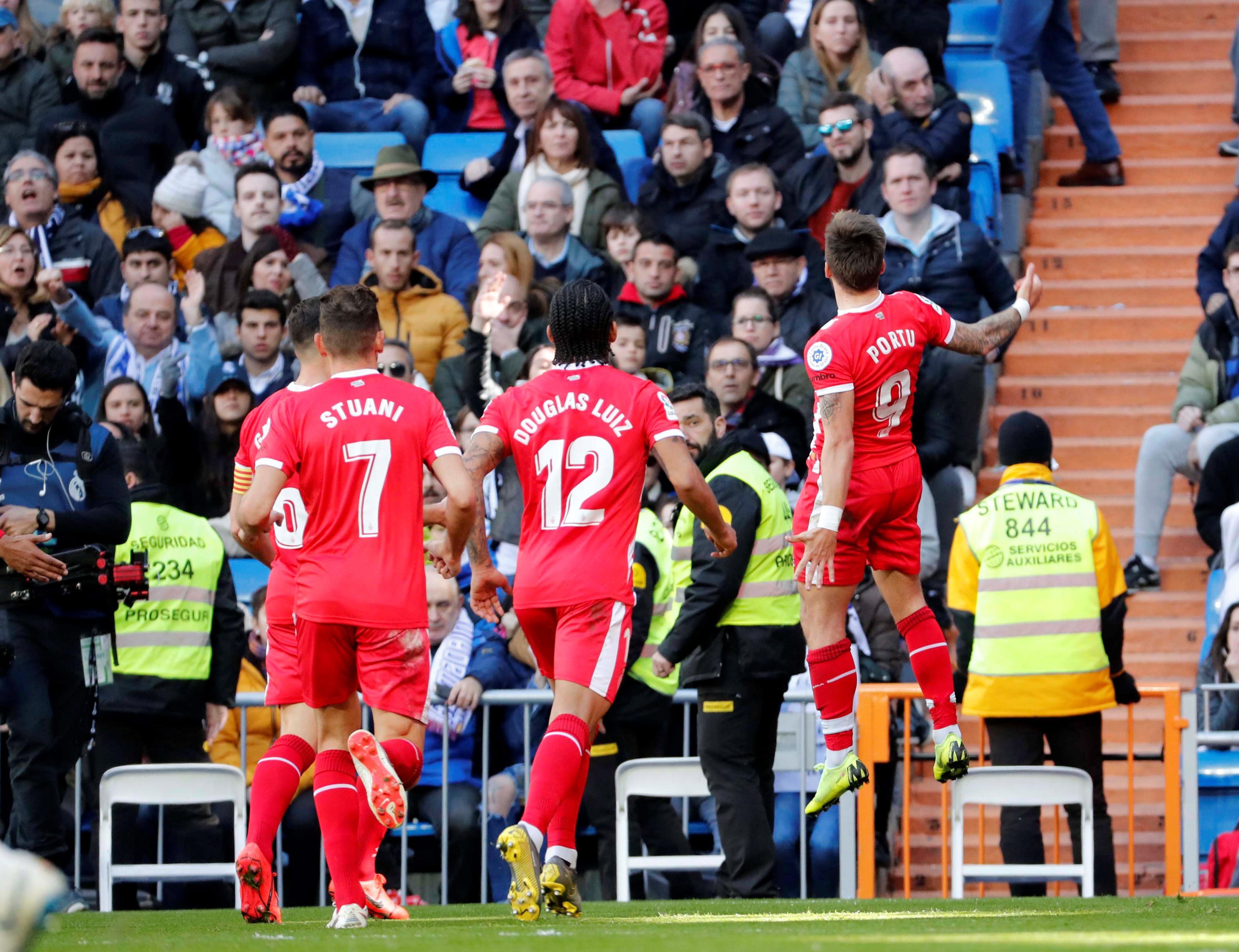 则是现代足 则是现代足