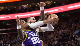 引起广泛的 引起广泛的